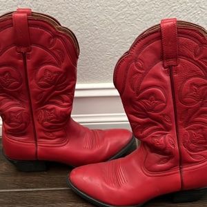 Red Ariat boots